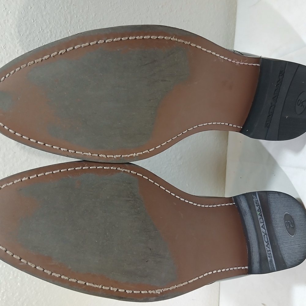 Men's 12 Quality Dress Shoes - Picture 5 of 5